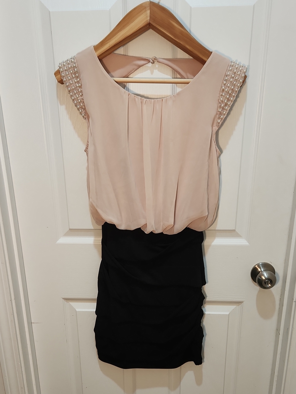Jodi Kristopher Soft Blush Chiffon Top